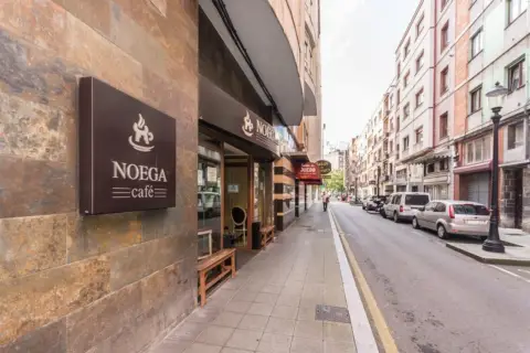 Local comercial en calle de la Fundición, 5
