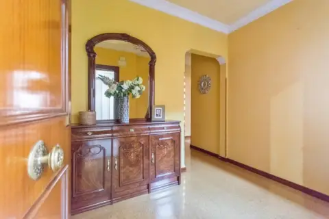 Piso en calle de Valencia, 20