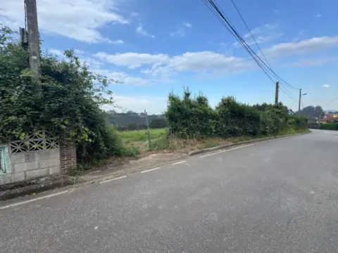 Terreno en calle La Llomba