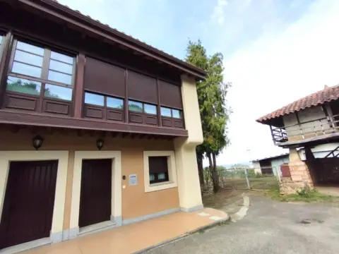 Casa pareada en calle Faro de Arriba