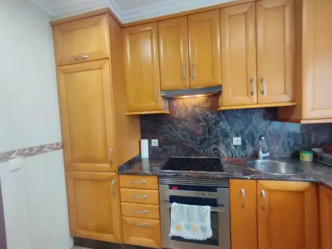 Piso en calle Residencial Santolaya, nº 17