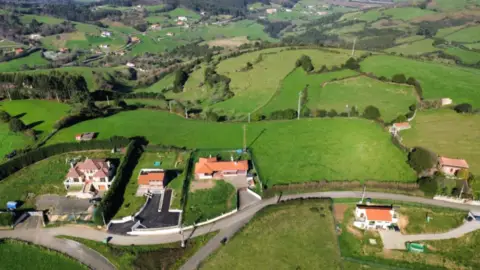 Terreno en calle Tornalobos