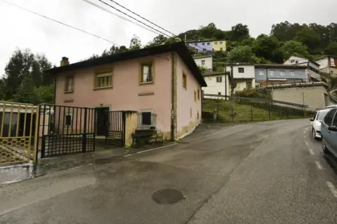 Casa en calle de la Cuesta