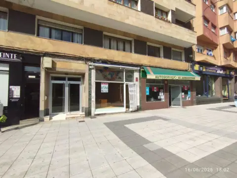 Local comercial en calle de Marcelino Suárez