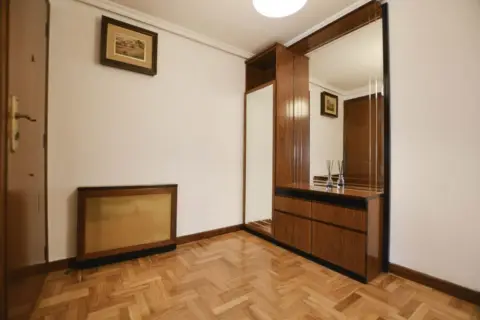 Piso en calle de la Tenderina Baja
