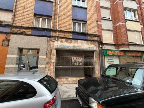 Local comercial en calle de los Laboratorios