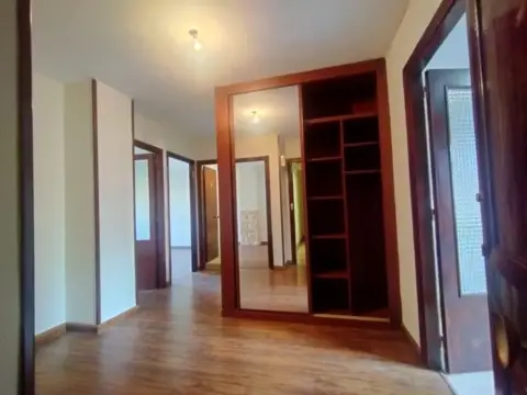 Piso en calle de Valencia, 10