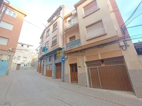 Piso en calle Mayor, 28