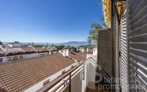 Casa adosada en Paseo de la Sierra