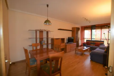 Piso en calle Juan Antonio Álvarez Rabanal