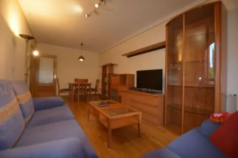 Piso en calle Juan Antonio Álvarez Rabanal