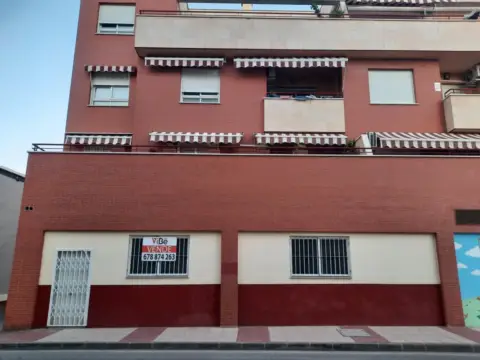 Local comercial en Beniajan