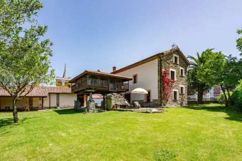 Chalet en calle Lugar Somao