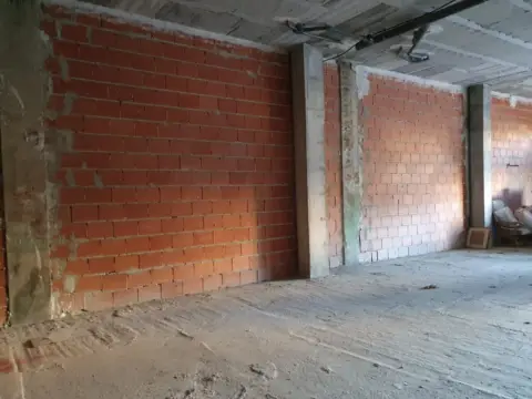 Local comercial en Los Dolores