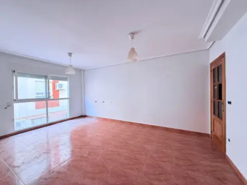 Piso en Santiago El Mayor