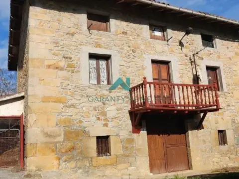 Casa en Gama