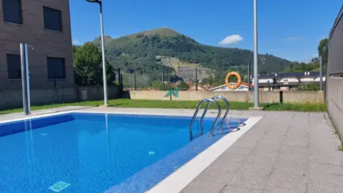 Piso en calle de la Dehesa