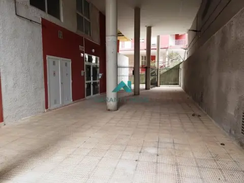 Local comercial en calle Dr.Lopez Garzon