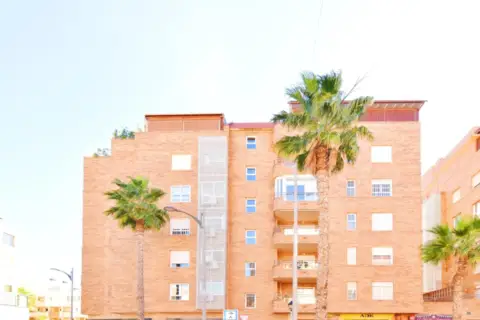 Piso en Aguadulce Sur