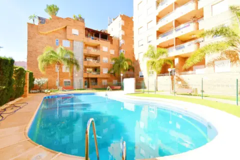 Piso en Aguadulce Sur
