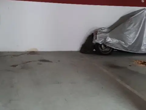 Garaje en calle de Alexandre Bóveda, 12