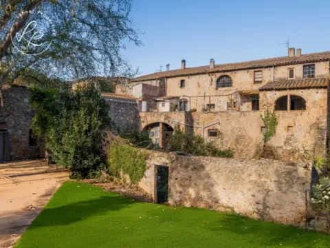 Casa – Boadella i les Escaules
