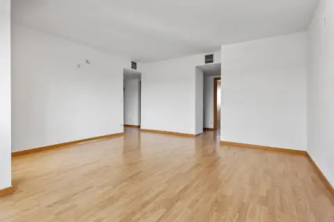 Piso en calle de Martín Muñoz de las Posadas, 7