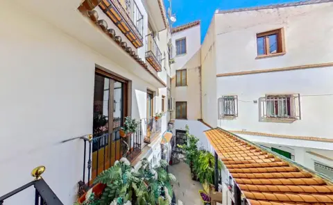 Piso en calle Rejas de la Virgen, 6