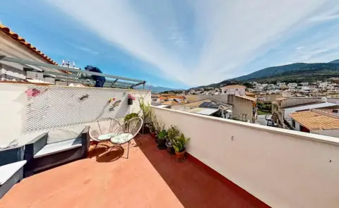Casa adosada en calle de la Palma, 32