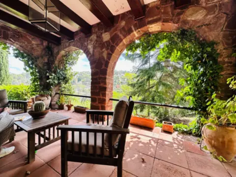 Casa en Castellví de Rosanes