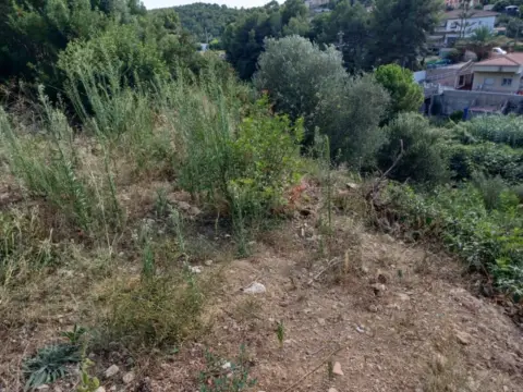 Terreno en Los Rosales