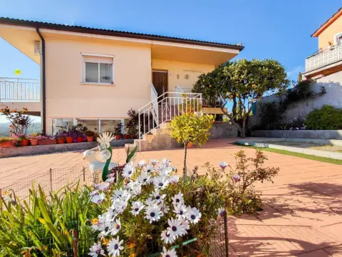 Casa en Serra Alta
