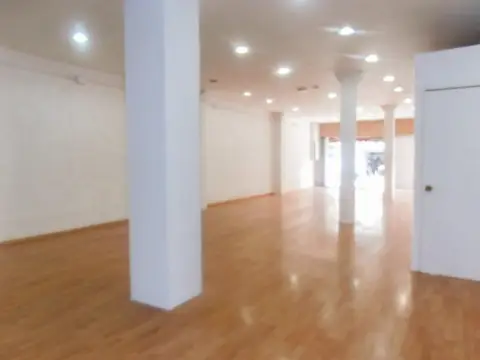 Local comercial en Creu de Barberà