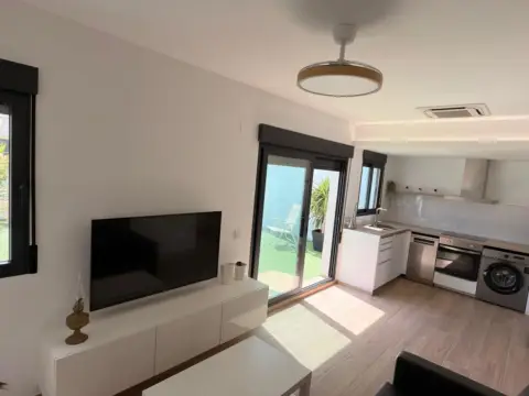 Casa adosada en Pueblo