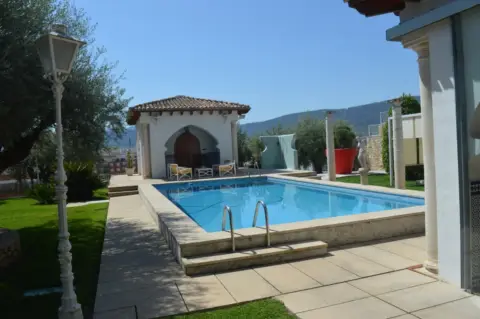Chalet en Carrer d'Isabel 'la Catòlica'