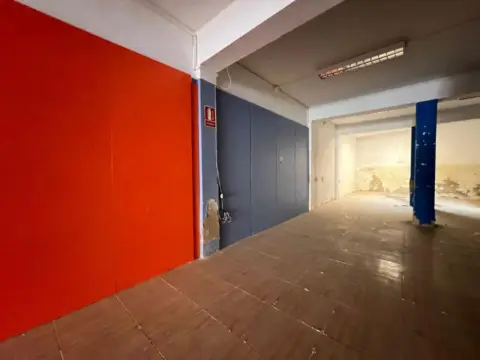 Local comercial en calle de los Hermanos Villafañe