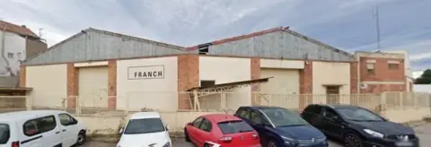 Nave industrial en Carrer Ribesalbes