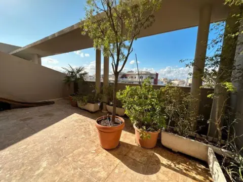 Ático en Gran VIA de les Germanies