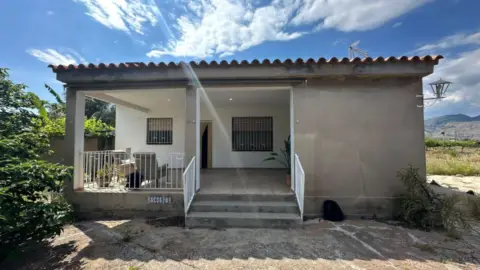 Casa en calle Travesera (Tv)