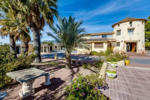 Chalet en Castalla