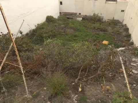 Terreno en Almatriche