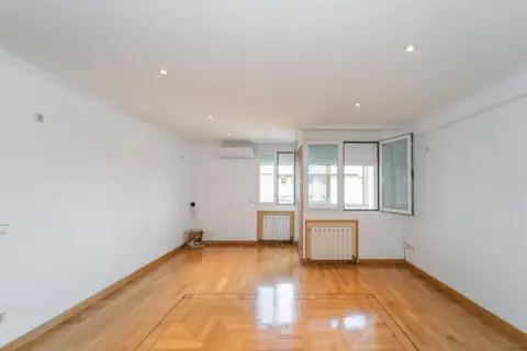 Piso en Pasaje de Colón