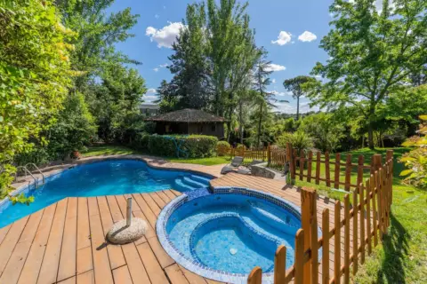 Chalet en Avenida de Cobeña
