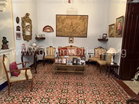 Chalet en calle de Rafael Tenorio