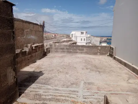 Finca rústica en calle del Morro