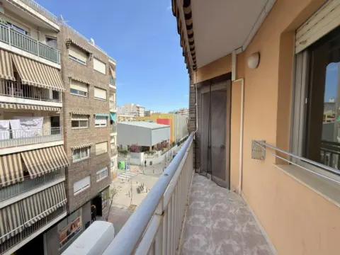 Piso en calle Poeta Llorente