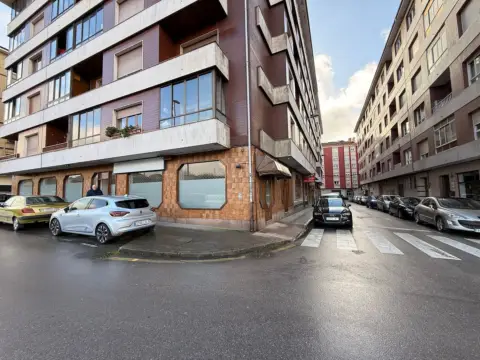 Local comercial en calle Río Magostales, 20