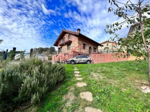 Chalet en Castro-Urdiales - Sámano