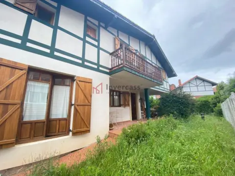 Chalet en Castro-Urdiales - Sámano