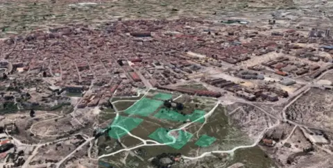 Terreno en Los Vientos-Casa Ros